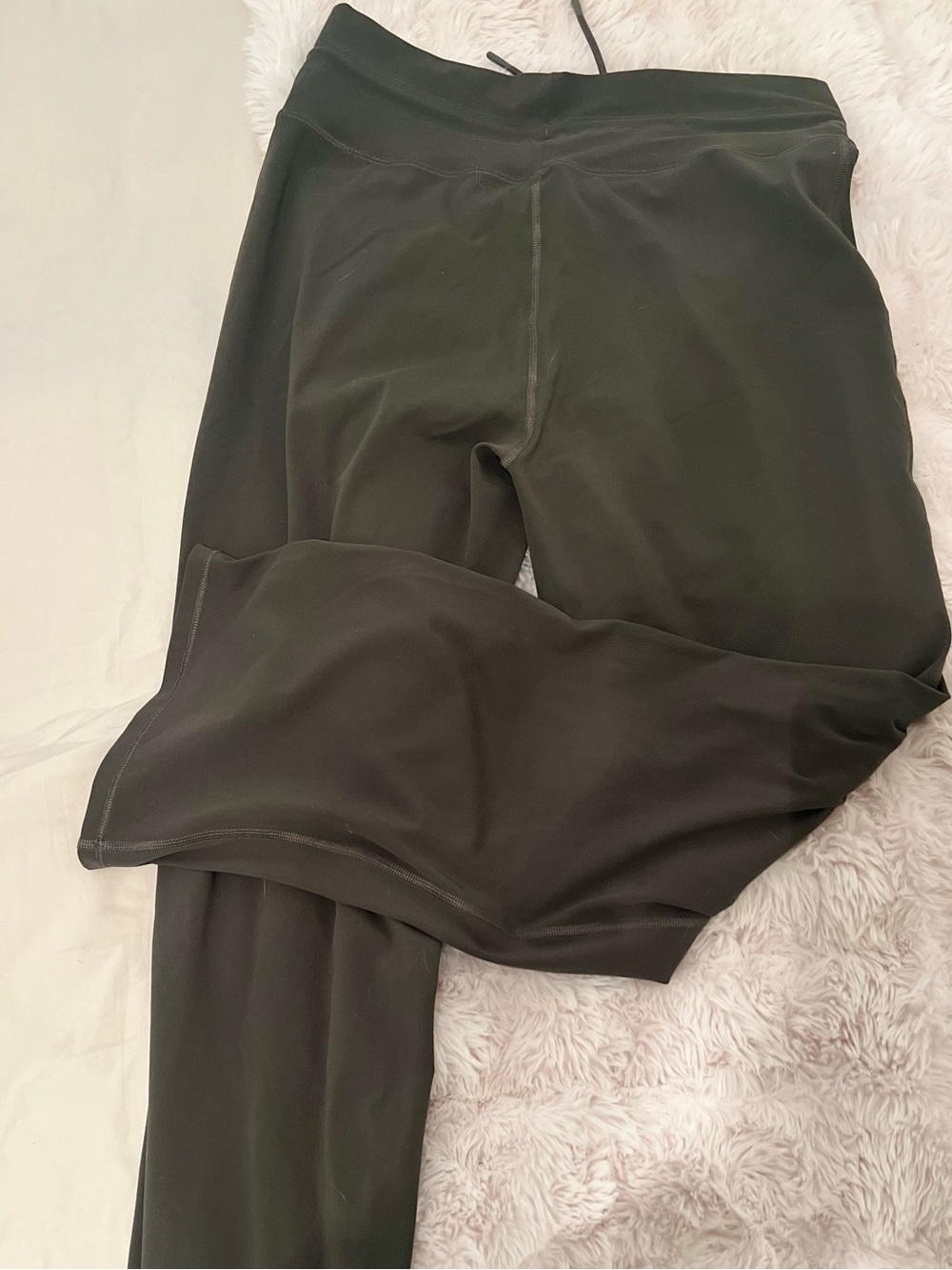 Vuori Olive Green Performance Leggings